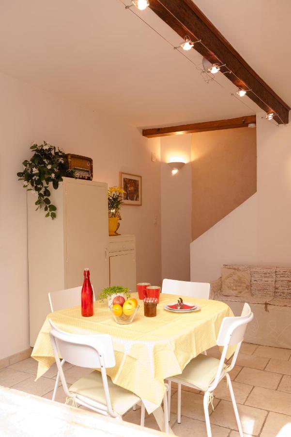 La Maison D'Eloise Arles Esterno foto
